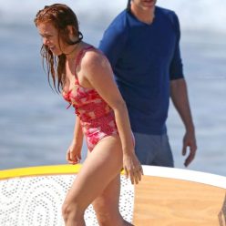 Isla Fisher Hits the Beach for Easter Getaway on the South Coast 43 Photos