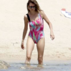 Javier Bardem 038 Penelope Cruz Hit The Beach on Their Sun Kissed Holiday in Sardinia 46 Phot