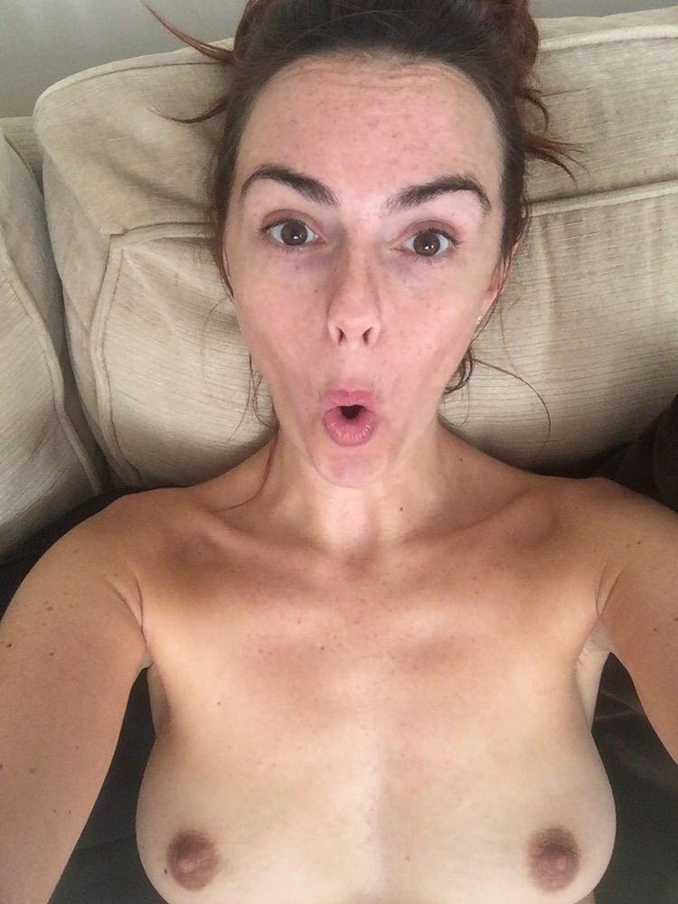 Jennifer Metcalfe Leaked (25 Photos + 2 Videos)