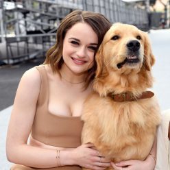 Joey King Flaunts Her Cleavage at the 2020 SAG Red Carpet Rollout 55 Photos