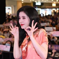 Ju Jingyi Displays Her Sexy Legs at the Event in Shanghai 75 Photos