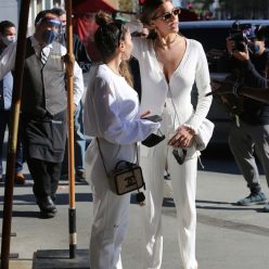Kara Del Toro is Seen Braless in All white While Out Shopping 33 Photos
