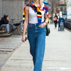 Karlie Kloss Shows Off Her Svelte Post Baby Figure in NYC 51 Photos