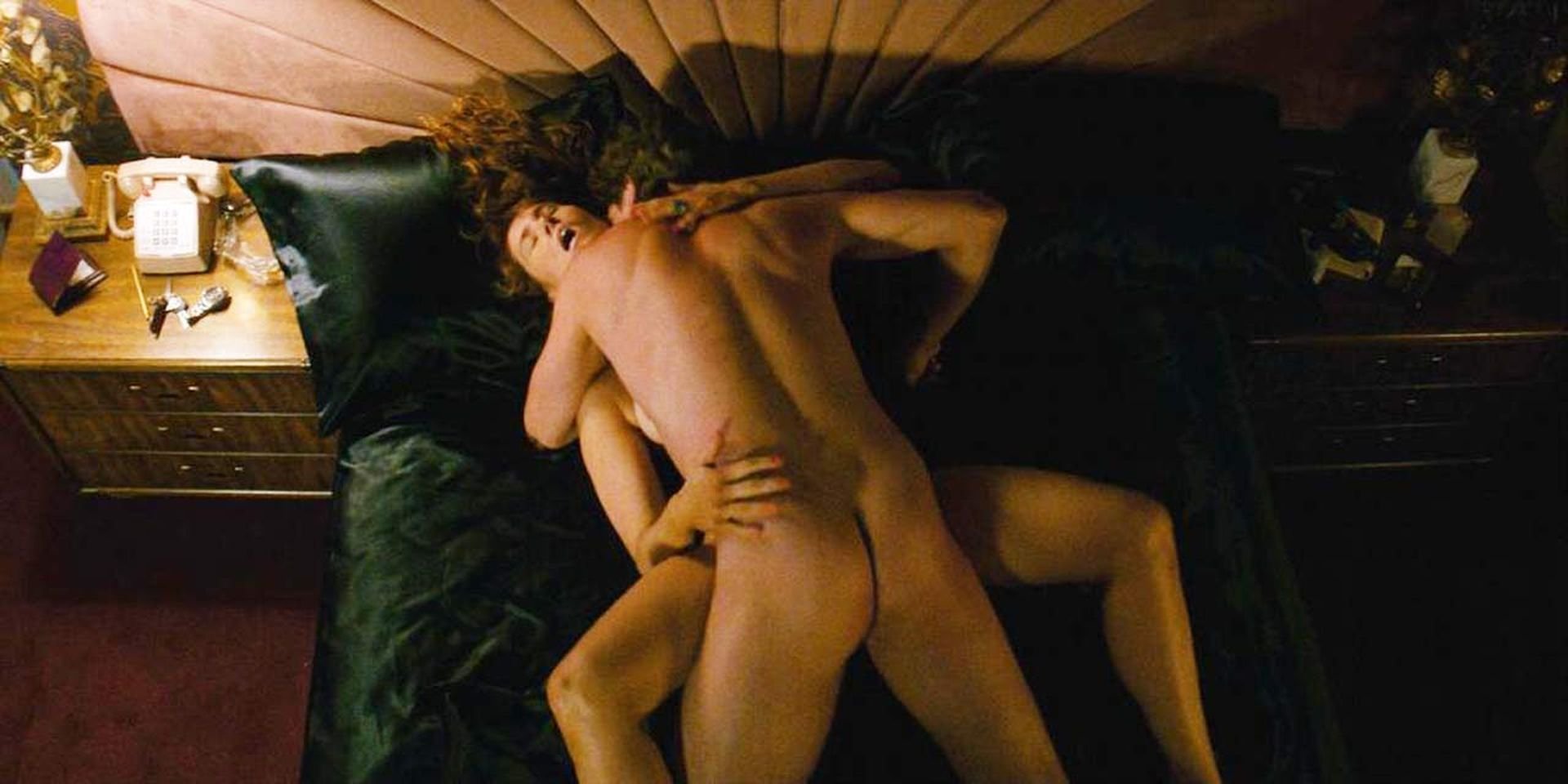 Kate Nash Nude Sex Scene - GLOW (4 Pics + GIF & Video)