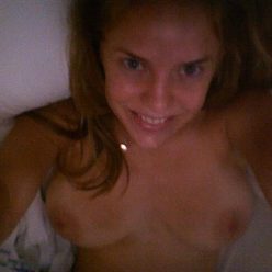 Kelli Garner Naked 9 Photos