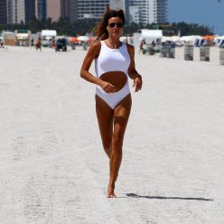Kelly Bensimon is Spotted Jogging on Miami Beach 20 Photos