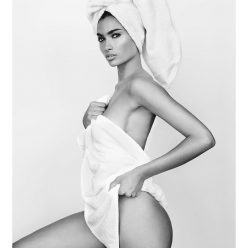 Kelly Gale Sexy 1 Photo