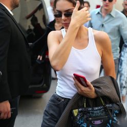 Kendall Jenner Braless 21 New Photos