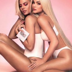 Khlo Kardashian and Kylie Jenner Sexy 1 Photo