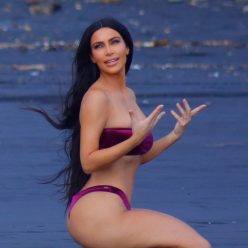 Kim Kardashian Sexy 10 Photos