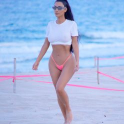 Kim Kardashian Sexy 35 New Photos