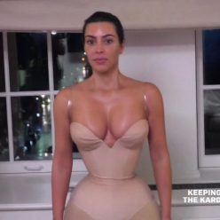Kim Kardashian Sexy 45 Pics Video