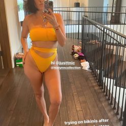 Kourtney Kardashian Sexy 4 Hot Photos