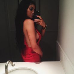 Kylie Jenner Sideboob 1 Photo