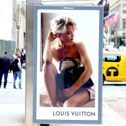 Lea Seydoux is Pictured On Louis Vuitton Ad in NYC 4 Photos