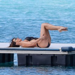 Lizzie Cundy Sexy 35 Photos