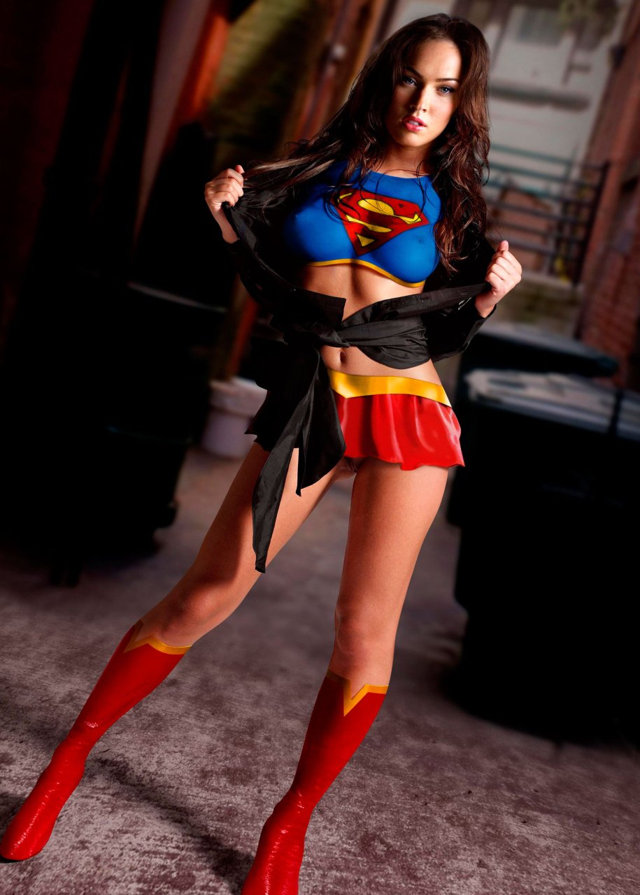 Megan Fox - Supergirl 2016!