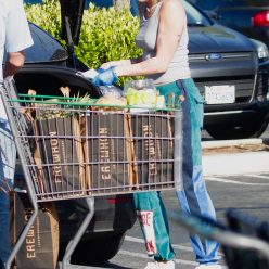 Miley Cyrus 038 Cody Simpson Are Spotted Shopping in Los Angeles 19 Photos