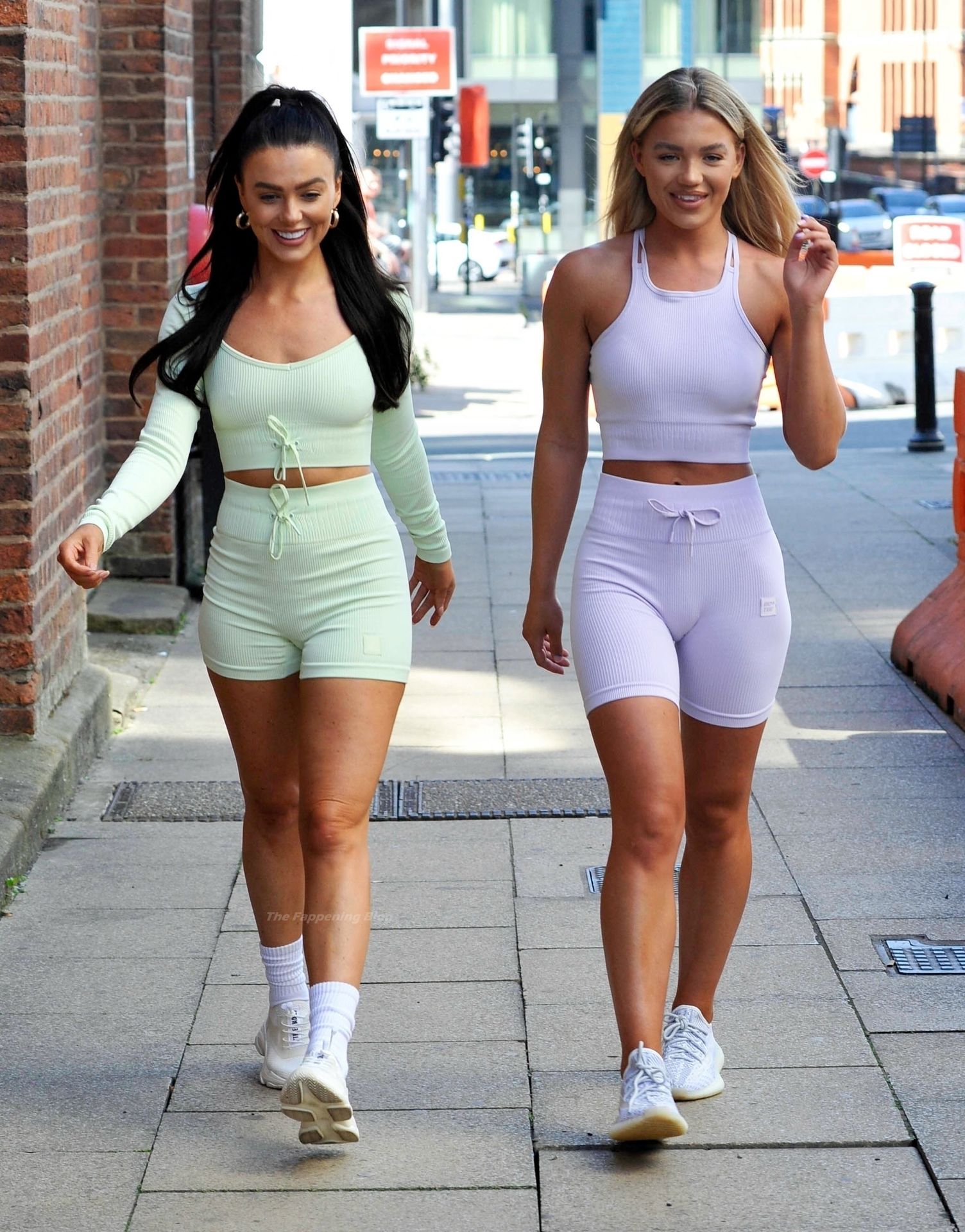 Molly Smith & Rosie Williams Look Hot in Manchester (13 Photos)