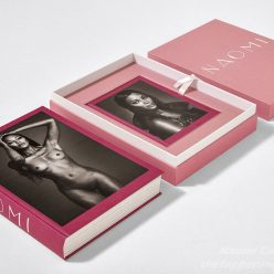 Naomi Campbell8217s Nude Book 1 Photo