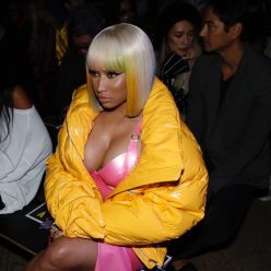 Nicki Minaj 5 New Sexy Photos