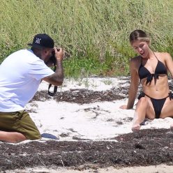 Nicky Jam 038 Cydney Moreau Were Seen on the Beach in Miami 21 Photos