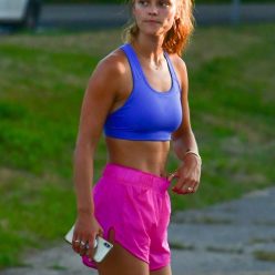 Nina Agdal 038 Jack Brinkley Cook Chat After Their Work Out Photos
