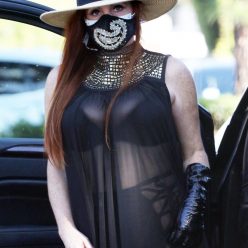Phoebe Price Sports All Black at the Grocery Store 57 Photos