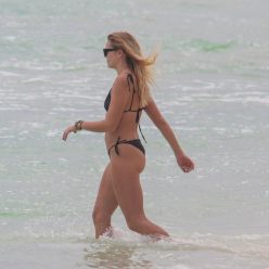 Rachel Hilbert Shows Off Her Bikini Body in Mexico 28 Photos