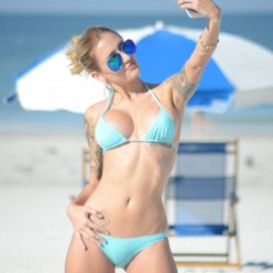 Reagan Lush Displays Her Sexy Body on the Beach 25 Photos