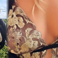Rita Ora Displays Her Nude Tits 7 Photos