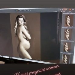 Samantha Hoopes Topless 18 Photos GIFs