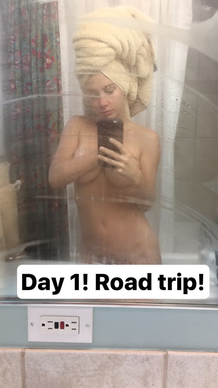 Sara Underwood Nude & Sexy (21 Pics, GIF & Videos)