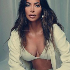 Sexy Kim Kardashian Poses for SKIMS 7 Photos