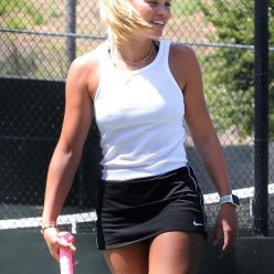 Sofia Richie Showcases Her Sporting Style During a Game of Tennis with Friends 20 Photos