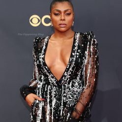 Taraji P. Henson Shows Off Her Cleavage at the 73rd Primetime Emmy Awards in Los Angele