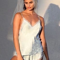 Taylor Hill Poses During a Victoria8217s Secret Photoshoot in Miami 40 Photos