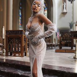 Tinashe Shows Off Her Boobs in Church 10 Photos