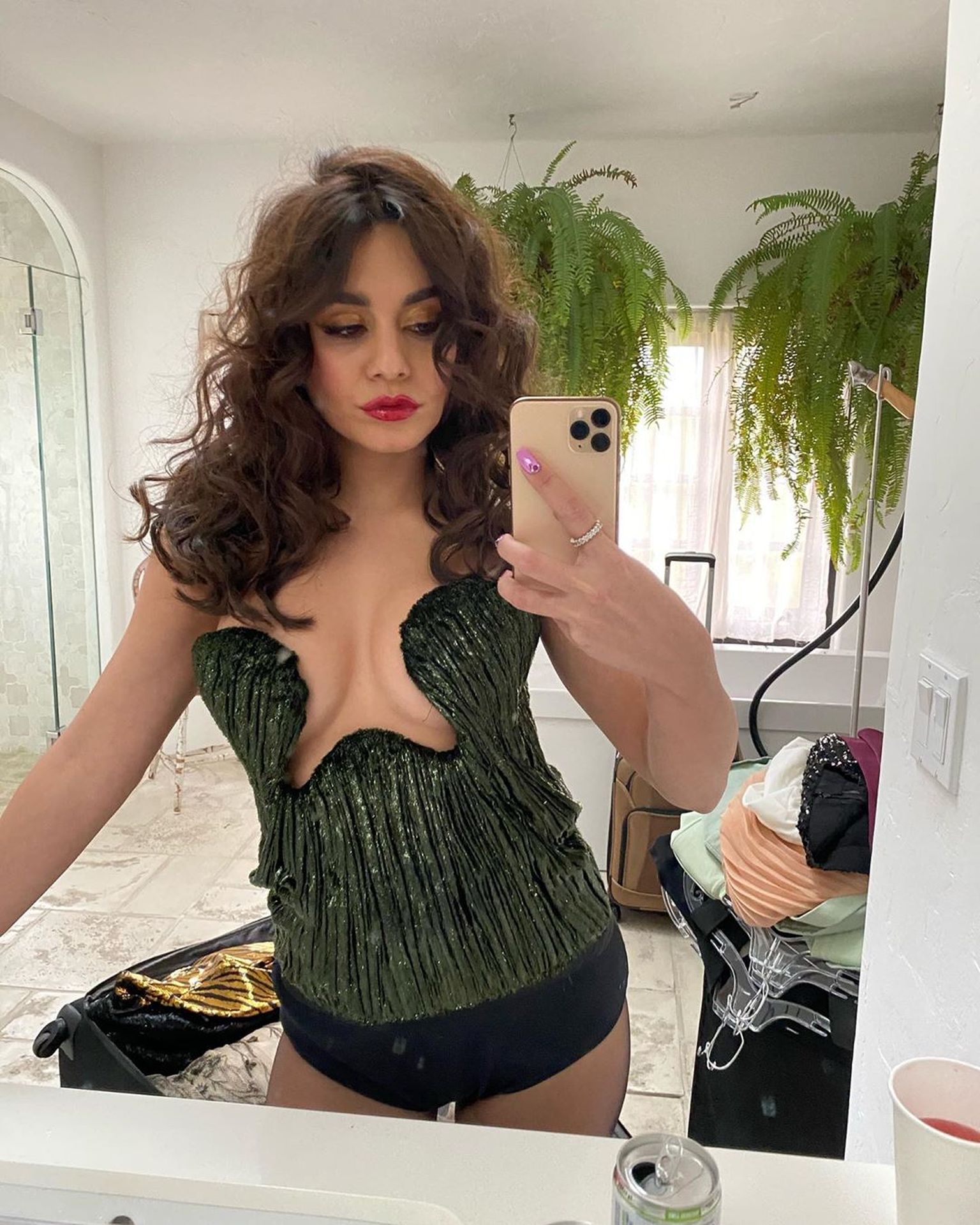 Vanessa Hudgens Shows Her Tits (3 Photos)