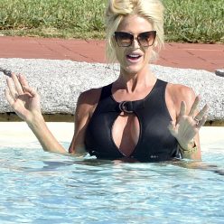 Victoria Silvstedt Shows Off Her Sexy Curves in Sardinia 66 Photos