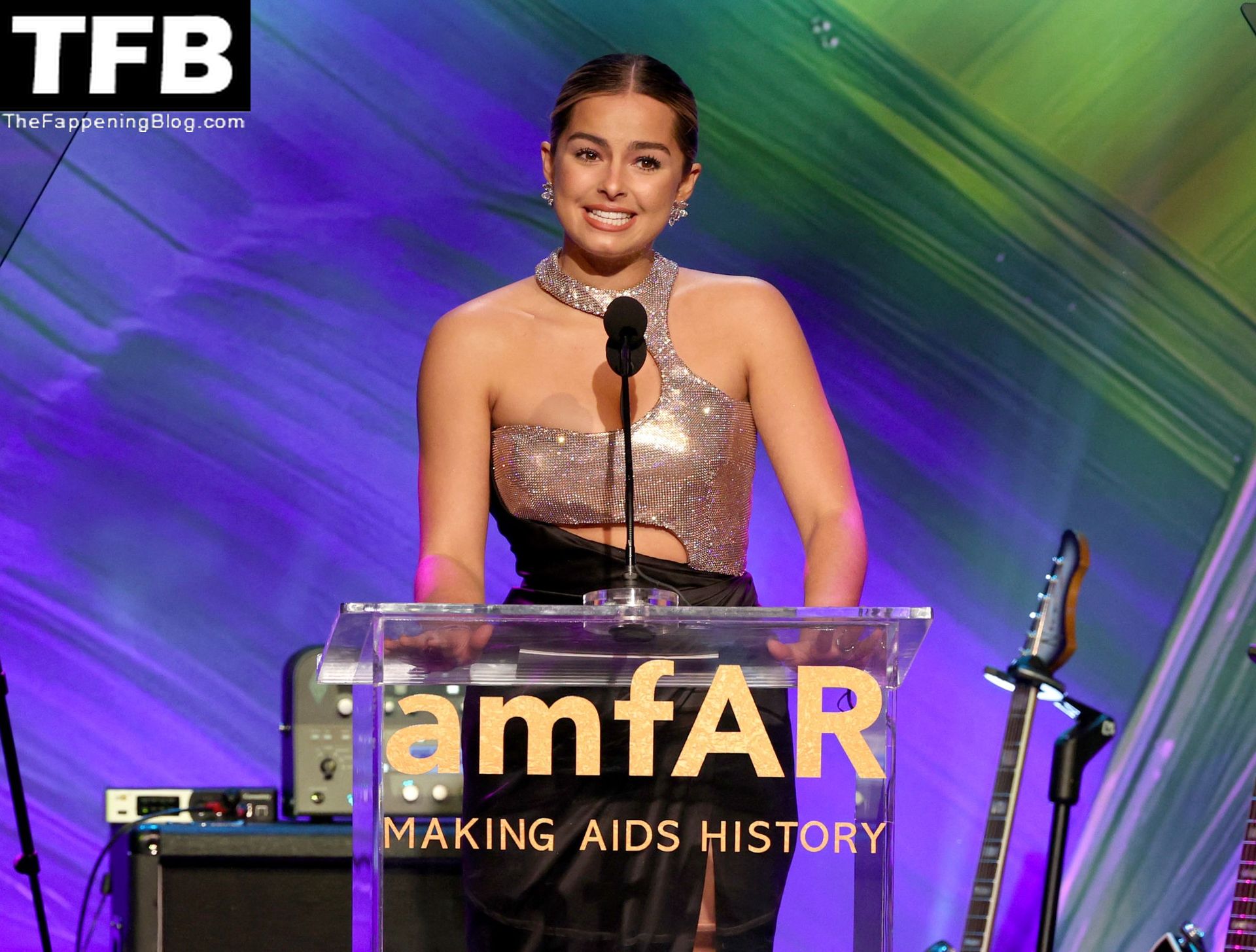 Addison Rae Puts Her Cleavage Front and Center in a Silky Black Gown at amfAR Gala (86 Photos)