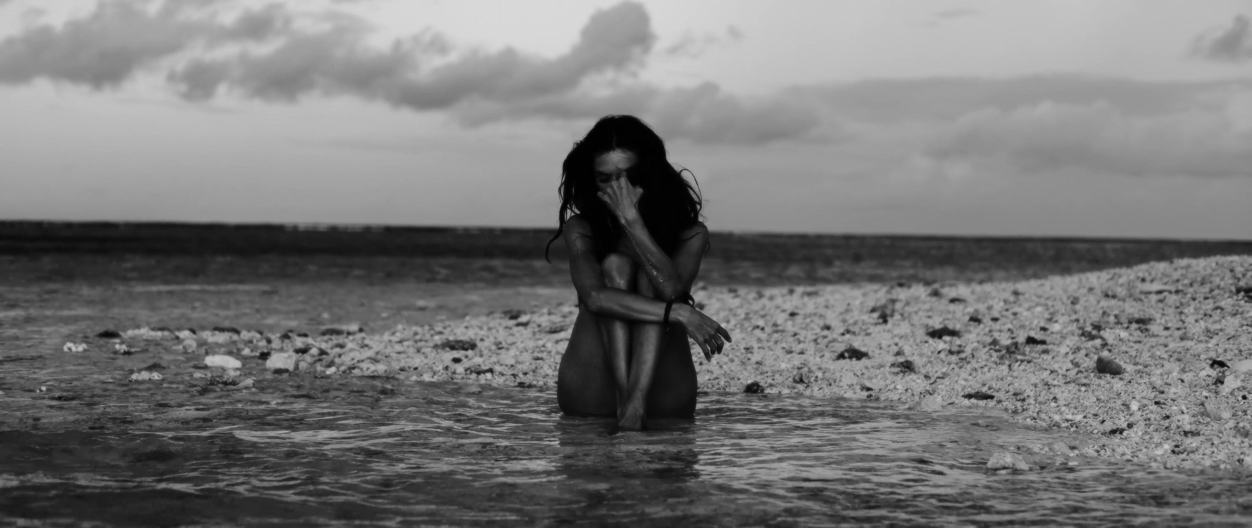 Alessandra Ambrosio Sexy & Topless (173 Photos + 3 Videos)