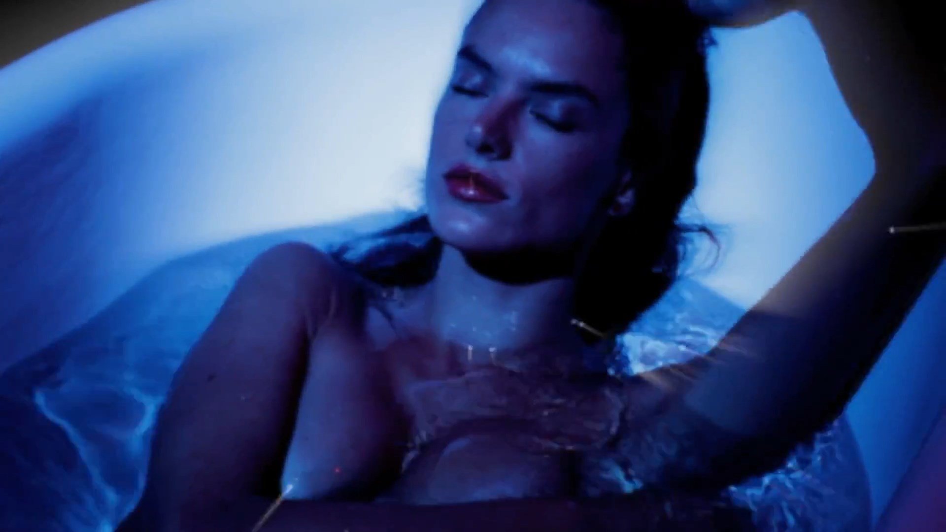 Alessandra Ambrosio Sexy & Topless (40 Photos + GIFs & Video)