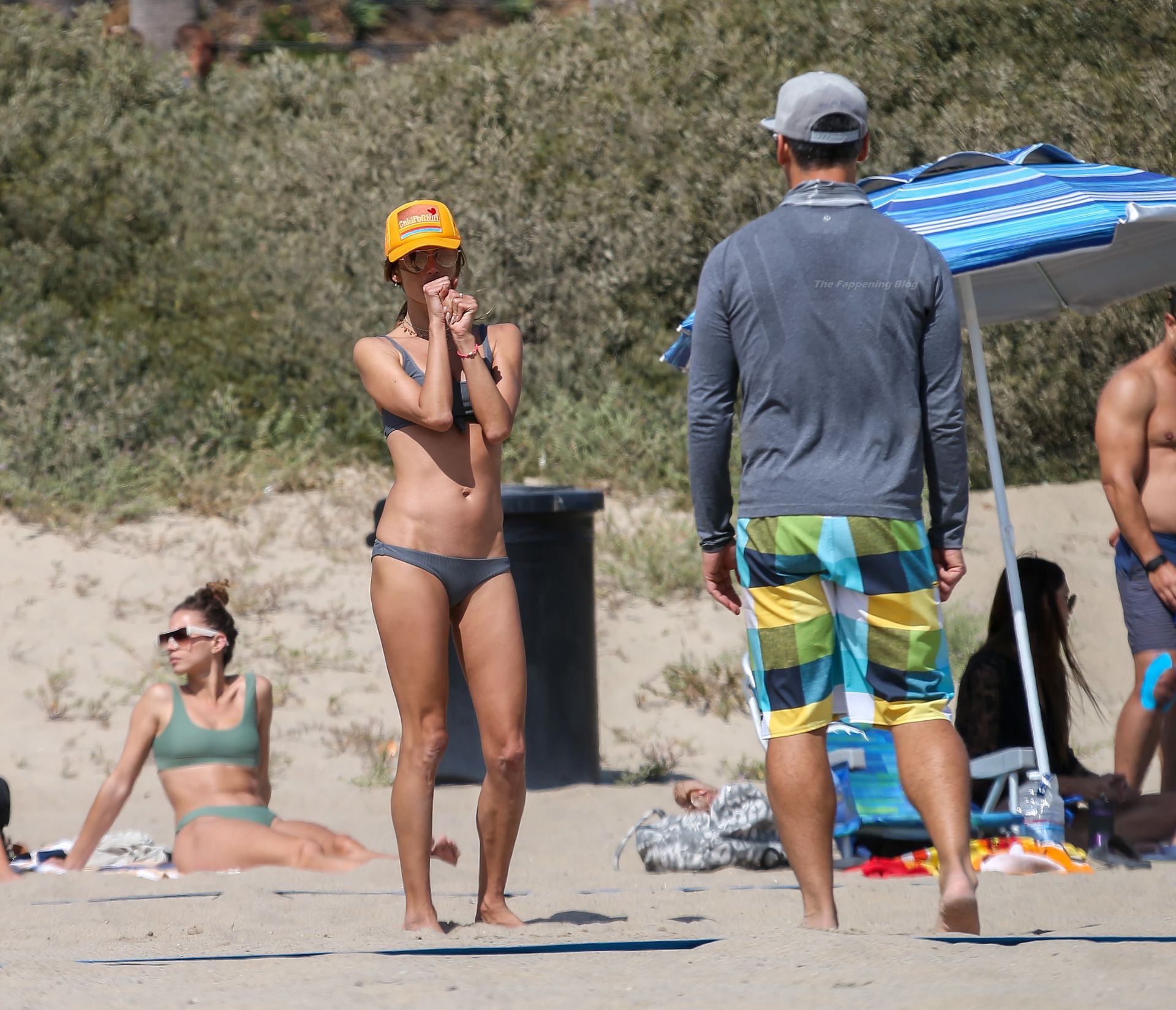Alessandra Ambrosio Shows Off Her Figure on the Beach (69 Photos)