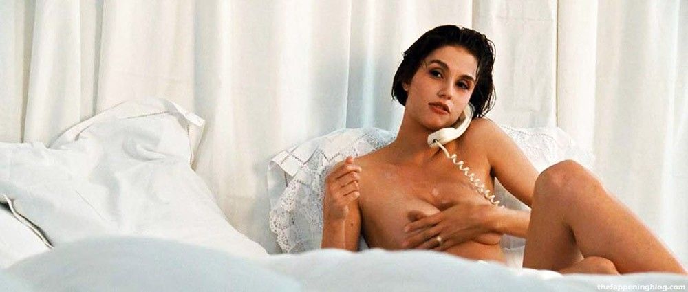 Alessandra Martines Nude & Sexy Collection (87 Photos + Sex Video Scenes)