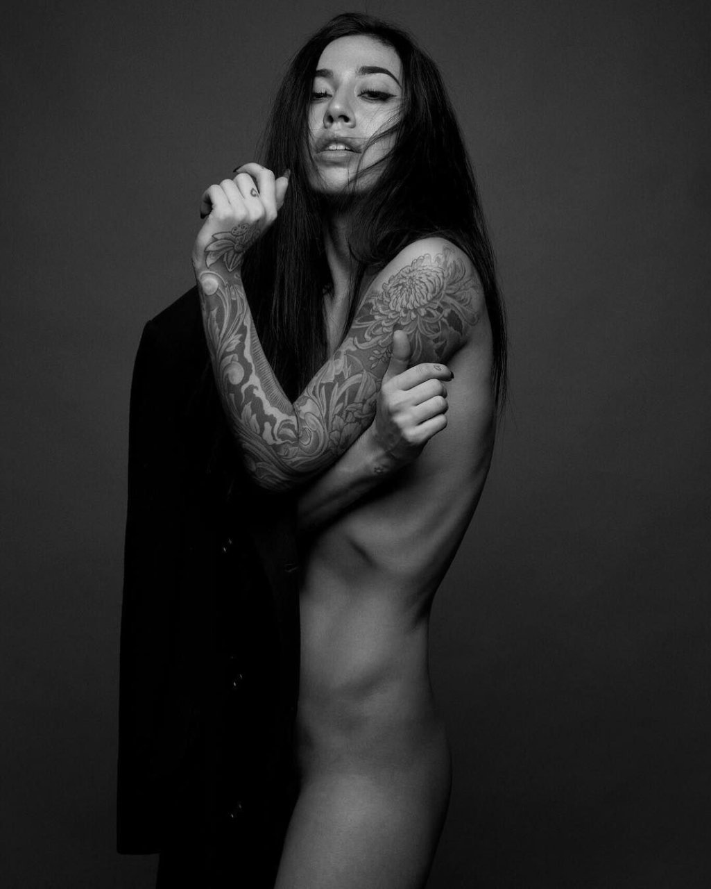 Alexandra Stark Nude & Sexy (171 Photos)