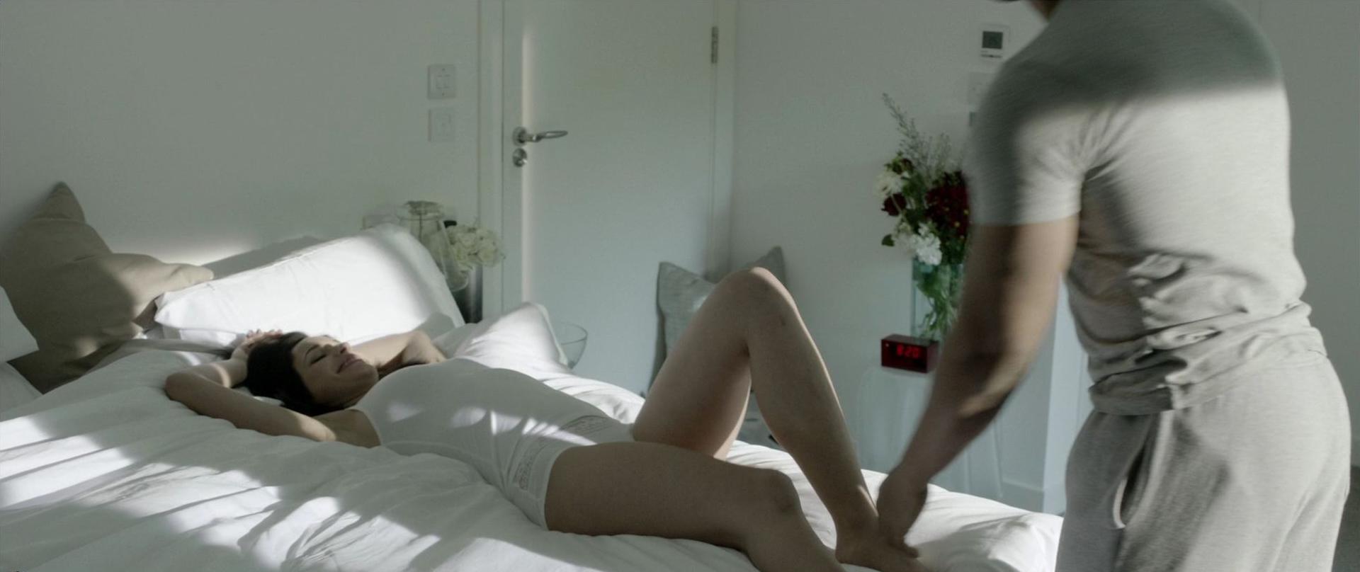 Alexis Knapp Nude & Sexy Collection (50 Photos + Videos)