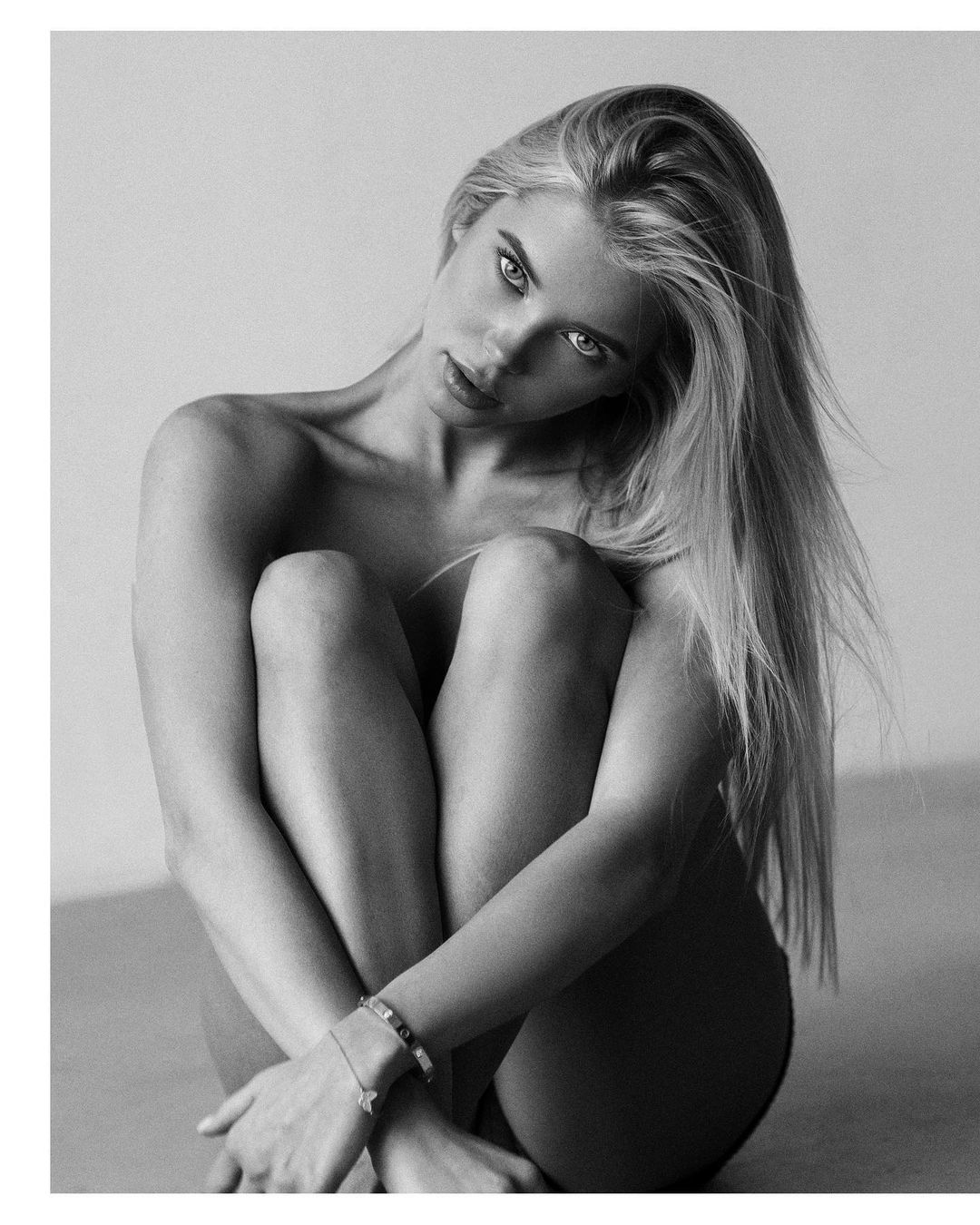 Alla Bruletova Sexy & Topless (11 Photos + Video)