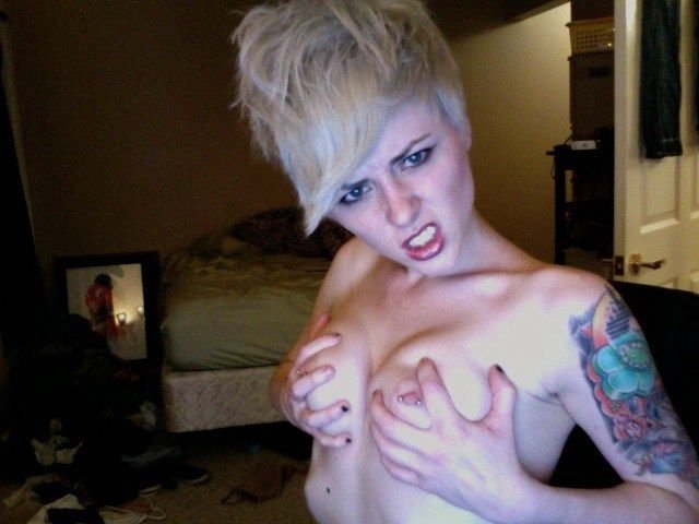 Alysha Nett Nude & Sexy (122 Photos + Video)