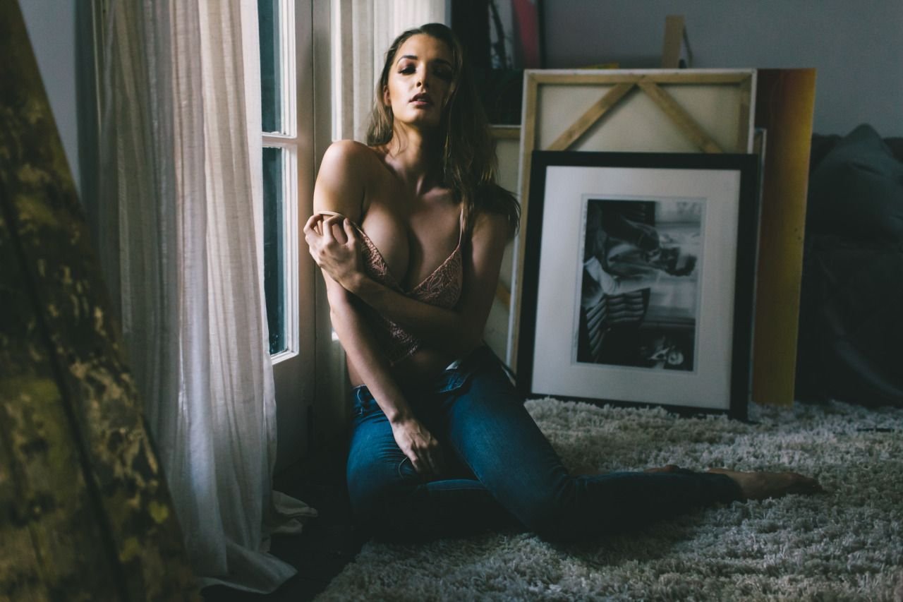 Alyssa Arce Sexy & Topless (38 Photos)